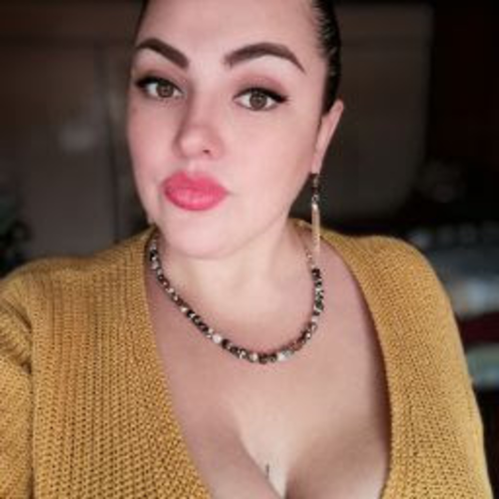 Meet your Posher, Karla m